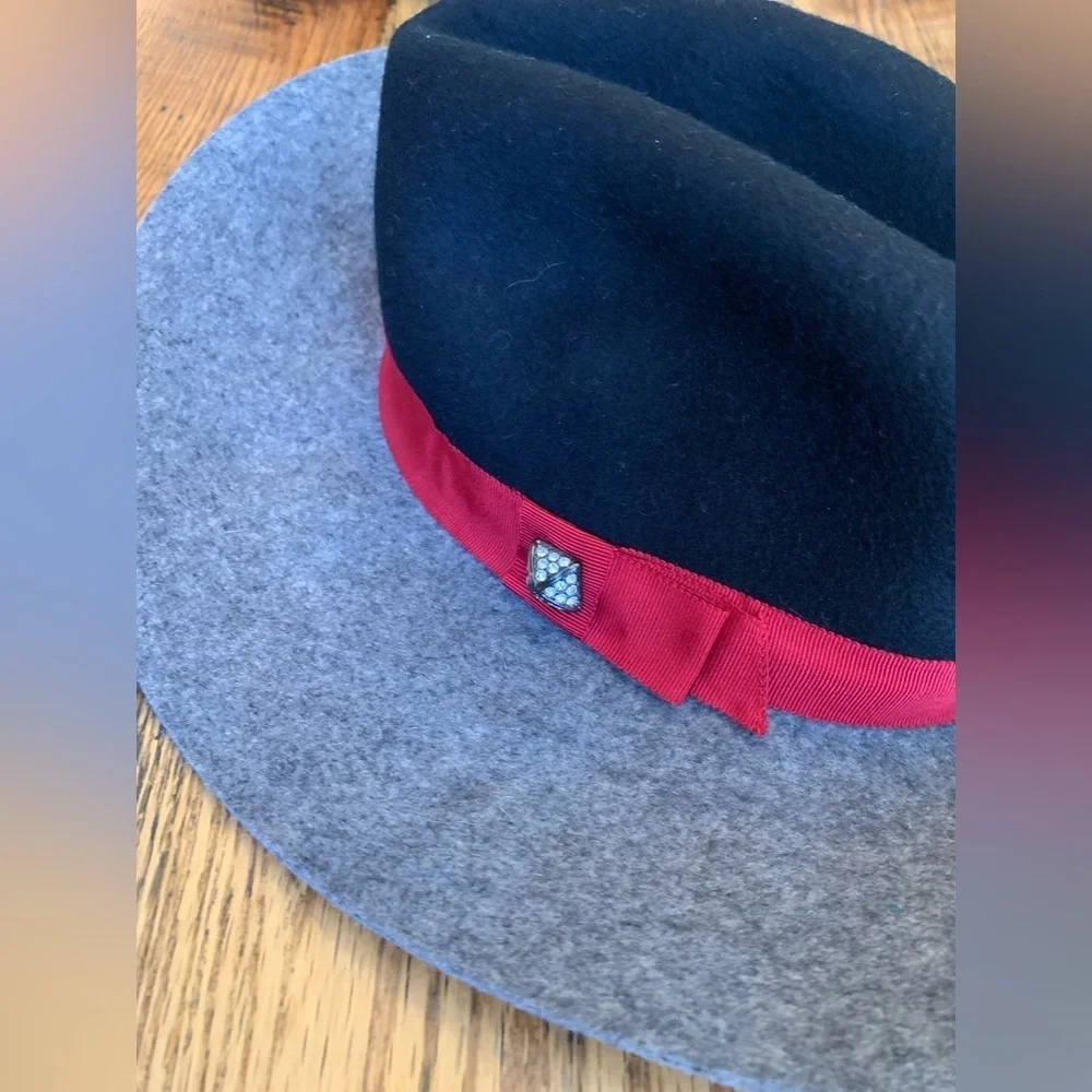 Juicy Couture wool hat embellished hat red black gray 100% wool womens